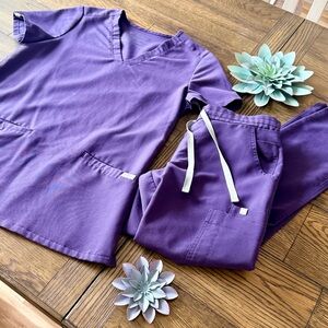 Figs Technical Collection Scrub Top in Deep purple